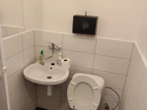 Pronájem obchodního prostoru, Praha - Bubeneč, Milady Horákové, 61 m2