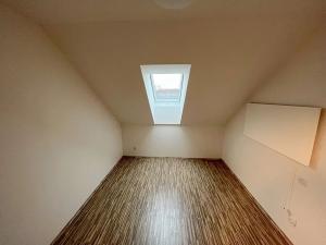 Pronájem bytu 3+kk, Roudnice nad Labem, Štěpárna, 87 m2