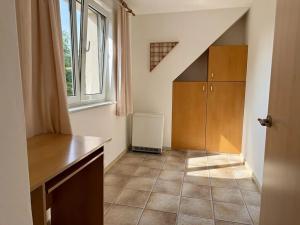 Pronájem bytu 4+1, Praha - Nebušice, K vinicím, 85 m2