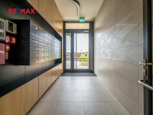 Pronájem bytu 2+kk, Praha - Kamýk, Zimova, 55 m2