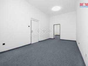 Pronájem kanceláře, Plzeň - Severní Předměstí, Karlovarská, 51 m2