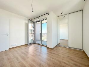 Pronájem bytu 2+kk, Praha - Vysočany, Oktábcových, 55 m2