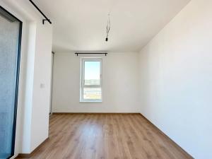 Pronájem bytu 2+kk, Praha - Vysočany, Oktábcových, 55 m2
