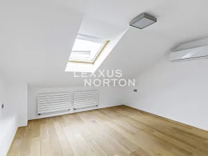 Prodej bytu 4+kk, Praha - Bubeneč, Jaselská, 192 m2