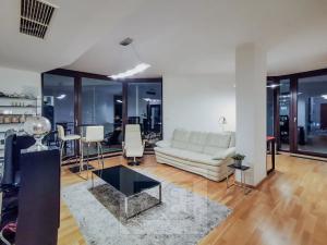 Pronájem bytu 2+kk, Praha - Žižkov, Pitterova, 65 m2