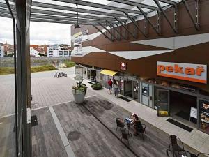 Pronájem obchodního prostoru, Strakonice, Bezděkovská, 58 m2