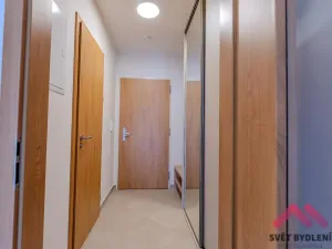 Pronájem bytu 1+kk, Praha - Háje, Sochorcova, 40 m2
