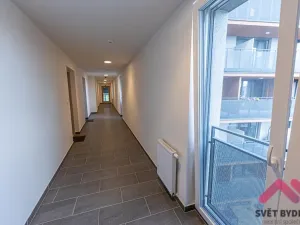 Pronájem bytu 1+kk, Praha - Háje, Sochorcova, 40 m2