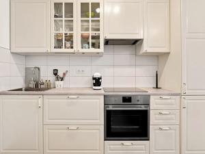 Prodej bytu 2+kk, Praha - Žižkov, Olgy Havlové, 53 m2