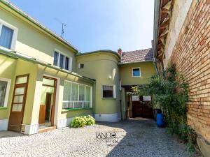 Prodej rodinného domu, Hovorany, 180 m2