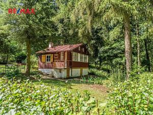 Prodej chaty, Jesenice, U Velkého rybníka, 25 m2