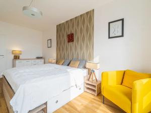 Pronájem bytu 2+kk, Ostrava, Jantarová, 60 m2