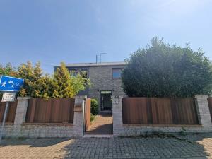 Prodej rodinného domu, Bašť, Okružní, 160 m2