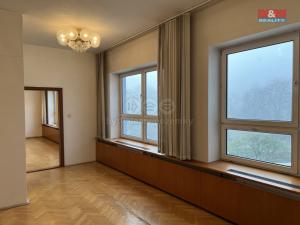 Pronájem kanceláře, Chomutov, Školní, 131 m2