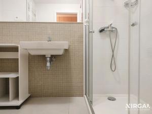 Pronájem bytu 3+kk, Praha - Libeň, Novovysočanská, 62 m2