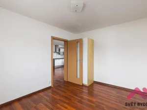 Prodej bytu 3+kk, Břežany II, 69 m2