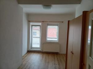 Pronájem pokoje, Praha - Horní Počernice, Náchodská, 16 m2