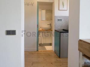 Pronájem bytu 1+kk, Praha, Myslbekova, 25 m2