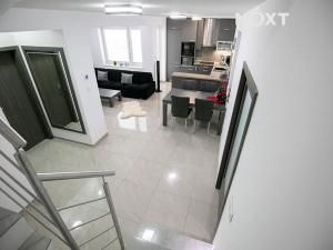 Prodej rodinného domu, Zlín, Karmínová, 120 m2