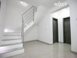 Prodej rodinného domu, Zlín, Karmínová, 120 m2