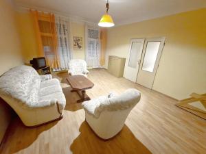 Pronájem bytu 2+1, Praha - Vinohrady, Belgická, 73 m2