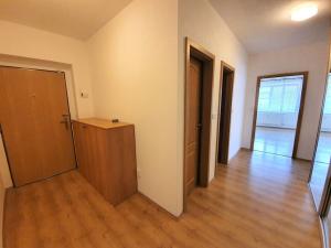 Pronájem bytu 2+1, Kralupy nad Vltavou, Na Hrádku, 77 m2