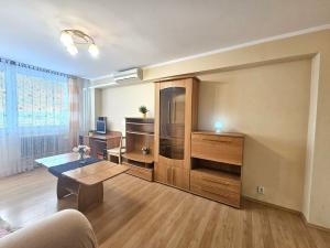 Pronájem bytu 2+1, Kralupy nad Vltavou, sídl. Hůrka, 58 m2