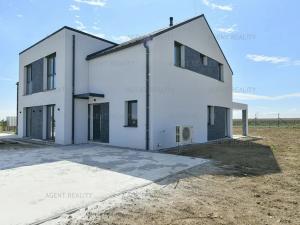 Prodej rodinného domu, Slaný, 312 m2