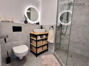 Pronájem bytu 1+kk, Praha - Čimice, Křivenická, 36 m2