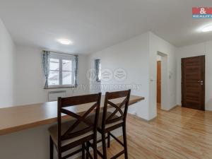 Pronájem bytu 1+1, Cheb, Vrchlického, 35 m2
