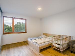 Pronájem rodinného domu, Praha - Suchdol, U myslivny, 182 m2