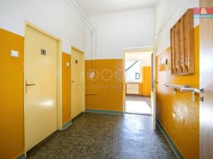 Pronájem výrobních prostor, Přeštice, Veleslavínova, 918 m2