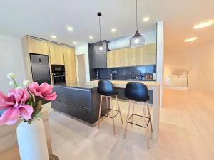 Pronájem bytu 3+kk, Praha - Smíchov, Kobrova, 138 m2