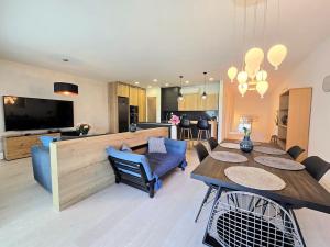 Pronájem bytu 3+kk, Praha - Smíchov, Kobrova, 138 m2