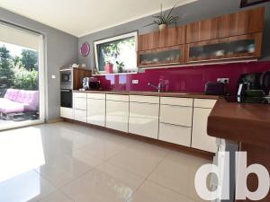 Prodej vícegeneračního domu, Otovice, Na Louce, 260 m2
