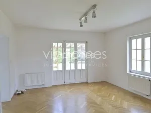 Pronájem rodinného domu, Praha - Nebušice, 234 m2