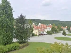 Pronájem rodinného domu, Praha - Nebušice, 234 m2