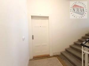 Pronájem bytu 4+kk, Praha - Hradčany, Na valech, 110 m2