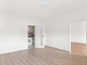 Pronájem bytu 2+1, Praha - Žižkov, Biskupcova, 59 m2