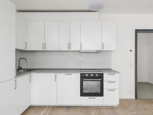 Pronájem bytu 1+kk, Praha - Košíře, Naskové, 32 m2