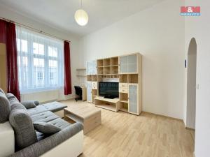 Pronájem bytu 2+1, Karlovy Vary, Západní, 52 m2