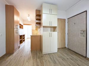 Pronájem bytu 2+1, Moravský Krumlov, Sídliště, 51 m2