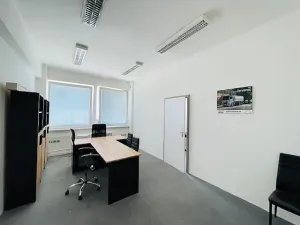 Pronájem kanceláře, Šumperk, Dr. E. Beneše, 21 m2