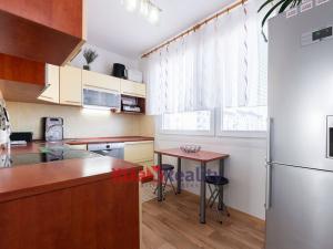 Prodej bytu 2+1, Krupka - Bohosudov, Kollárova, 61 m2
