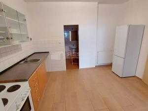Pronájem bytu 3+1, Praha - Břevnov, Šlikova, 70 m2
