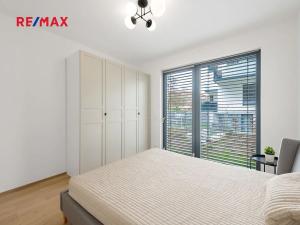 Pronájem bytu 2+kk, Praha - Košíře, Na pomezí, 58 m2