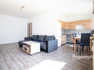 Prodej bytu 2+kk, Kladno - Kročehlavy, Anglická, 49 m2