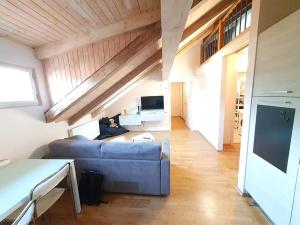 Pronájem bytu 2+kk, Praha - Smíchov, Plzeňská, 54 m2