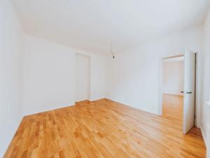 Prodej bytu 3+kk, Praha, Na Farkáně III, 80 m2