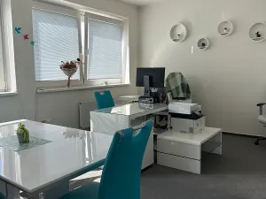 Pronájem kanceláře, Zlín, Hlavničkovo nábřeží, 29 m2